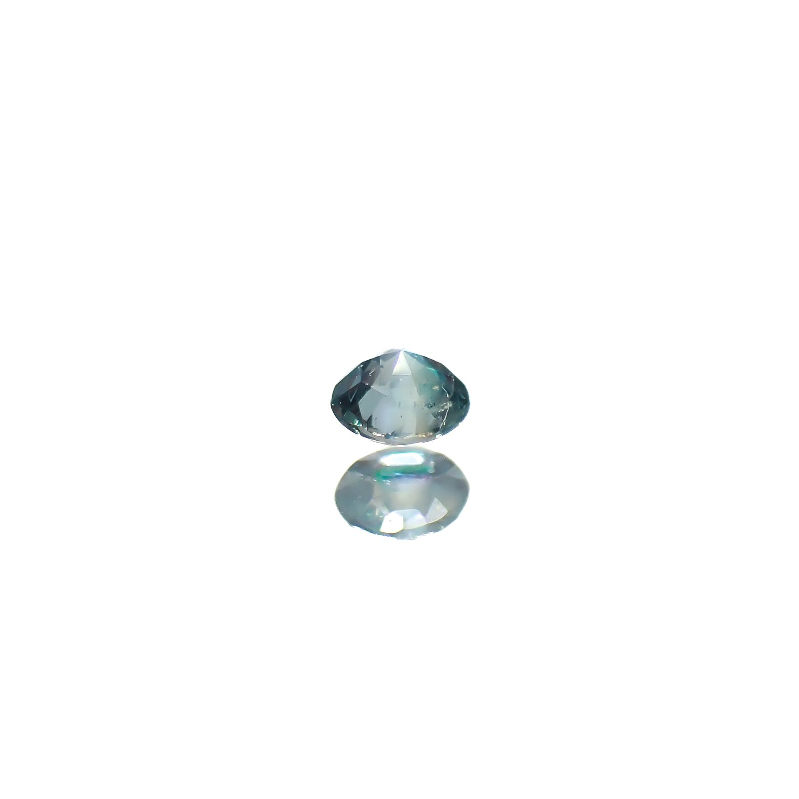 アレキサンドライトキャッツアイ ブラジル産/EmeraldMains社製 0.037ct[240527598]2.1x2.1mm前後