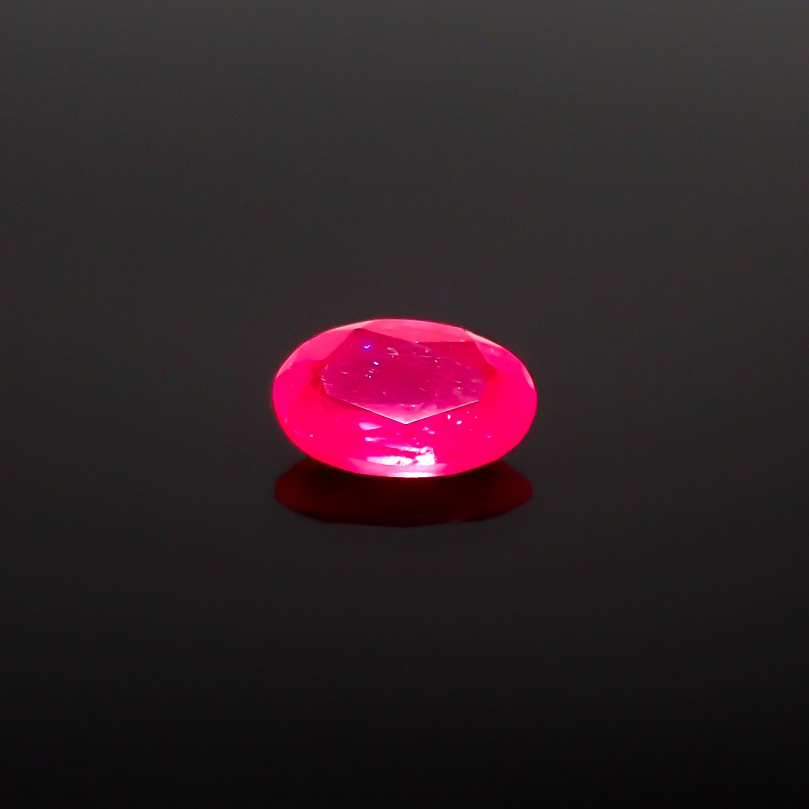 ウィンザーサファイア タンザニア・ウィンザー産 0.25ct[230321224]4.8x3.1mm前後