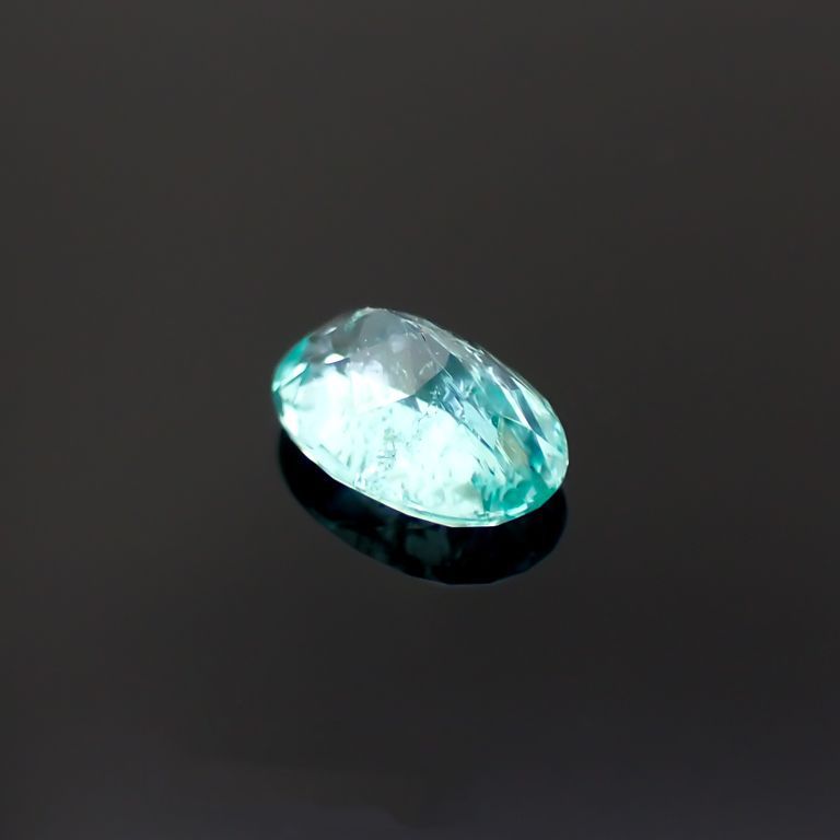 パライバトルマリン ブラジル産 0.50ct[221018787]6.3x4.1mm前後