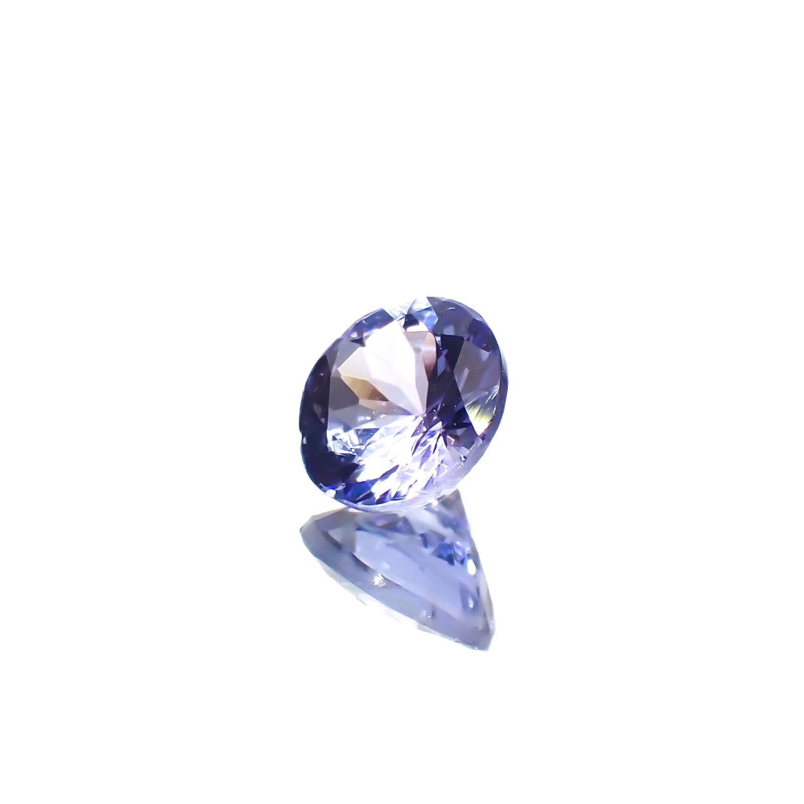 タンザナイト(宝石名タンザナイト)タンザニア産 0.63ct 識別済[240627881]5.4x5.4mm前後