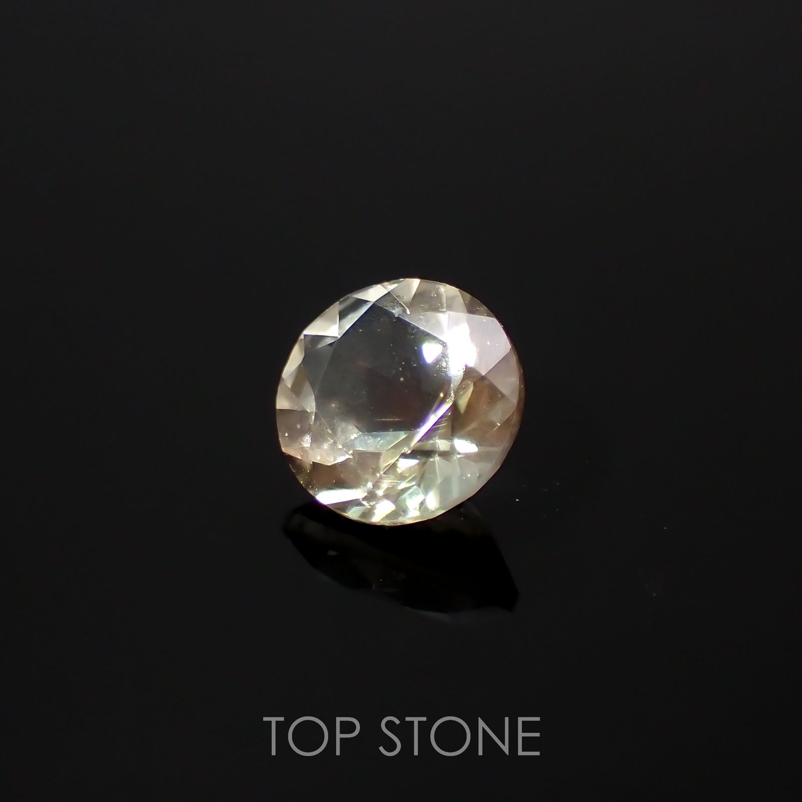 バイカラーオレゴンサンストーン(宝石名ラブラドライト)アメリカ・オレゴン州産 0.75ct 識別済[220616440]6x6mm前後