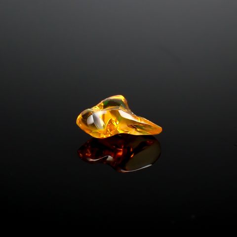 ファイヤーオパール 原石 メキシコ産 0.48ct[240226184]8.1x3.7mm前後
