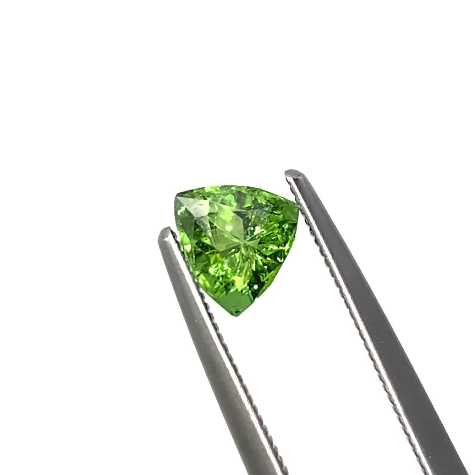 グリーントルマリン(宝石名トルマリン)アフガニスタン産 識別済 0.78ct