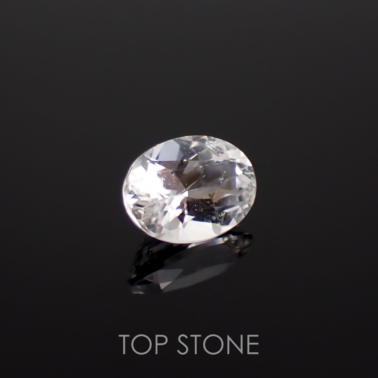フェナカイト(宝石名フェナカイト)マダガスカル/ブラジル産 0.64ct 識別済[221119136]6.5x4.7mm前後