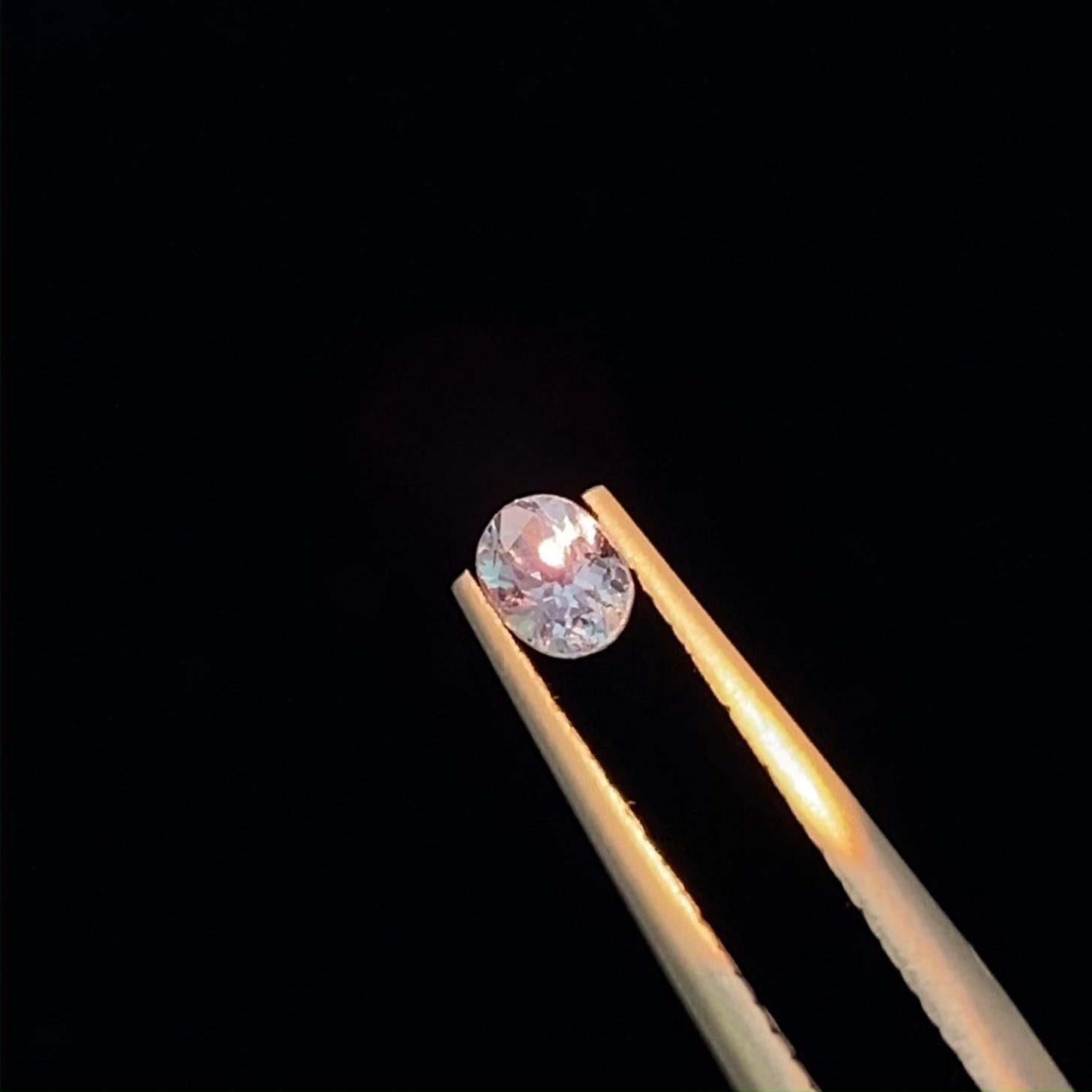 アレキサンドライト(宝石名アレキサンドライト)インド産 0.25ct 識別済