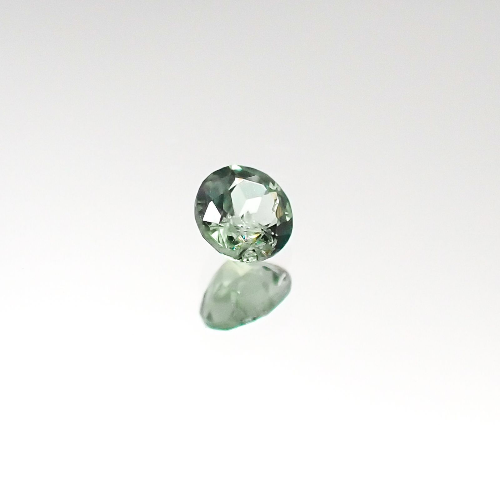 アレキサンドライト インド産 ルース 0.11ct[20095564]2.9×2.9mm前後