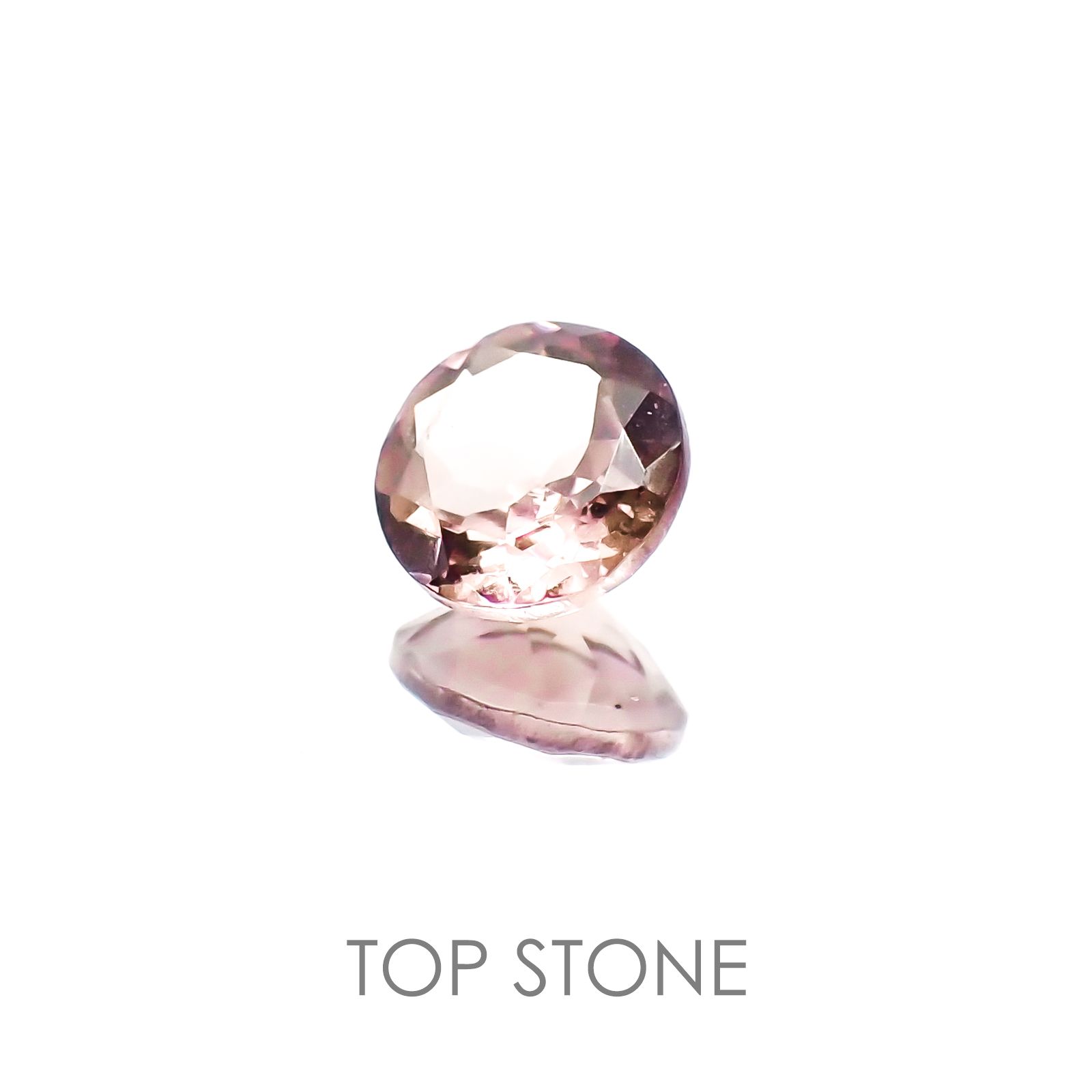 カラーチェンジ マラヤガーネット タンザニア産 ルース 0.6ct[20117761]5.1×5.1mm前後