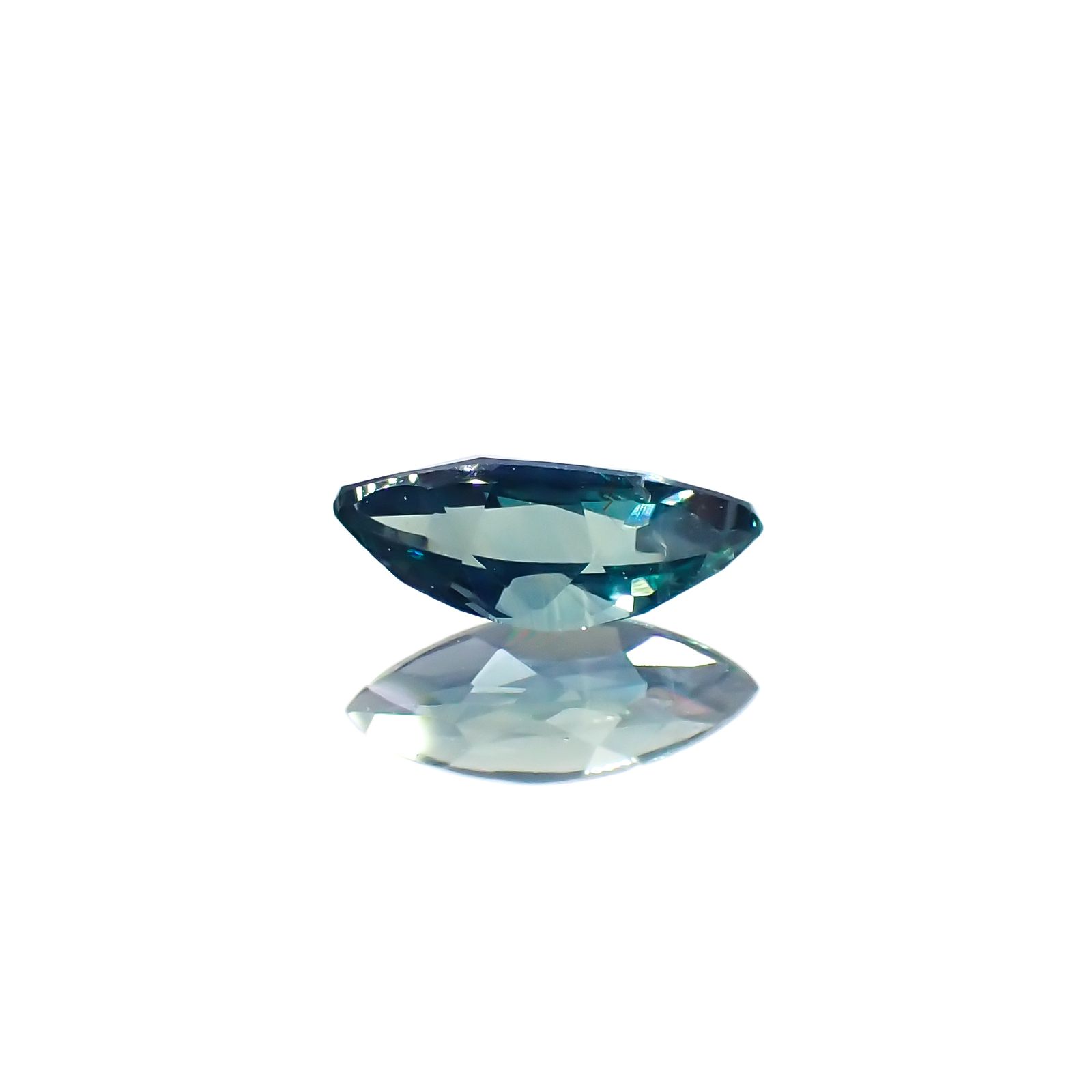 サファイア(宝石名サファイア)ケニア産 0.41ct 識別済[231225184]7x2.8mm前後
