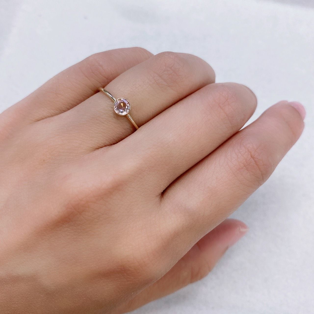 ピンクサファイア(宝石名ピンク・サファイア) マダガスカル/スリランカ産 0.35ct 識別済[210712560]4.2×4.2mm前後