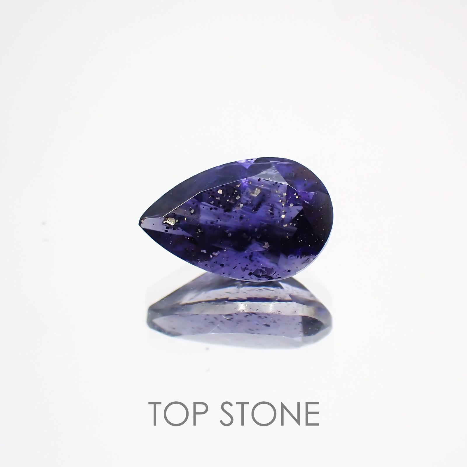 アイオライトサンストーン ブラジル・インド産 ルース 0.75ct[210310437]7.9×5.1mm前後