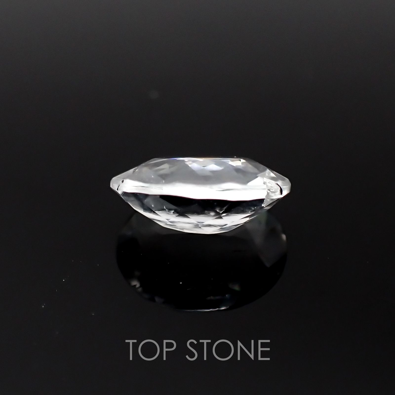 ハイアライトオパール メキシコ産 ルース 1.3ct[21058258]9.6×7.3mm前後