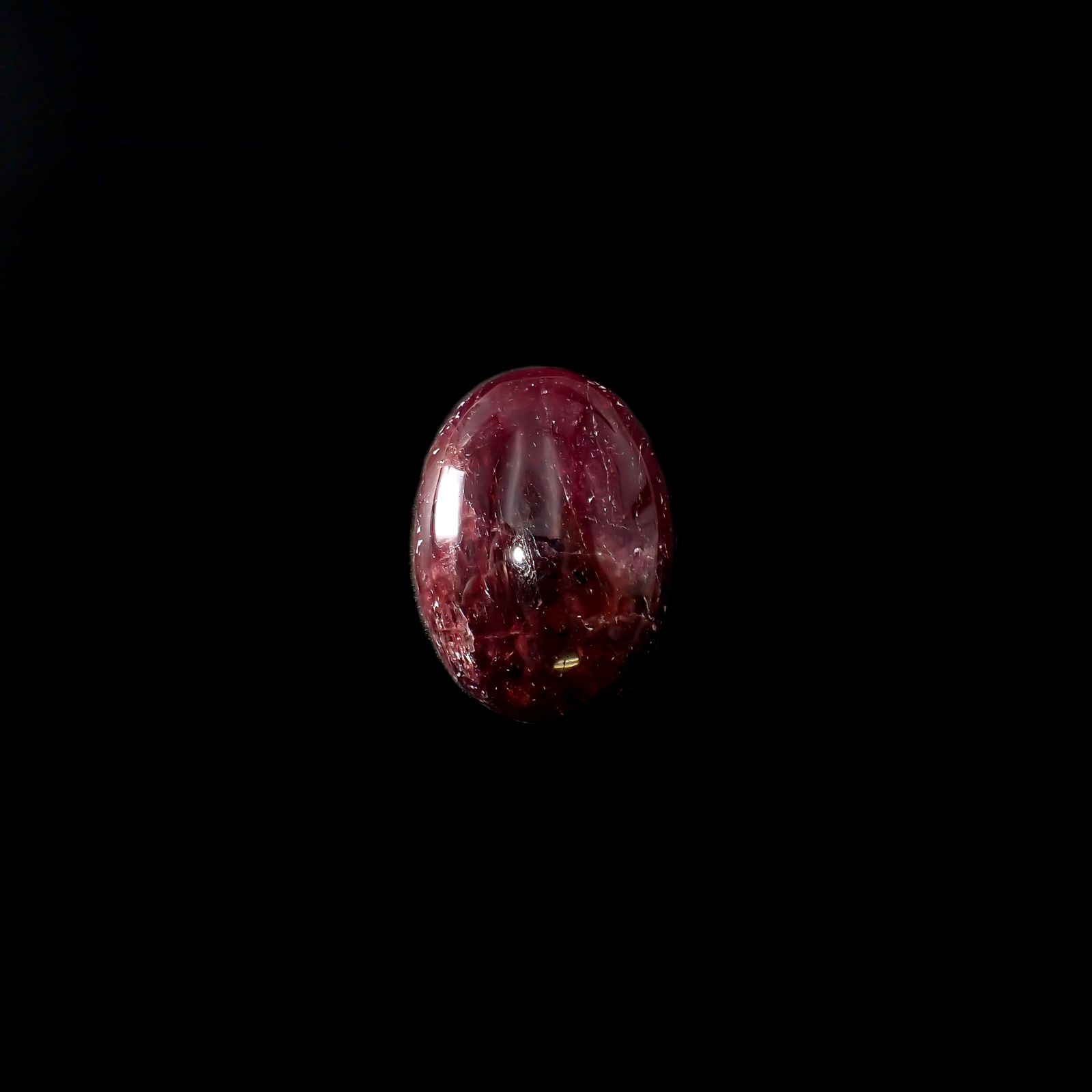 ユーディアライト ロシア産 40.02ct[240226365]30x21.8mm前後