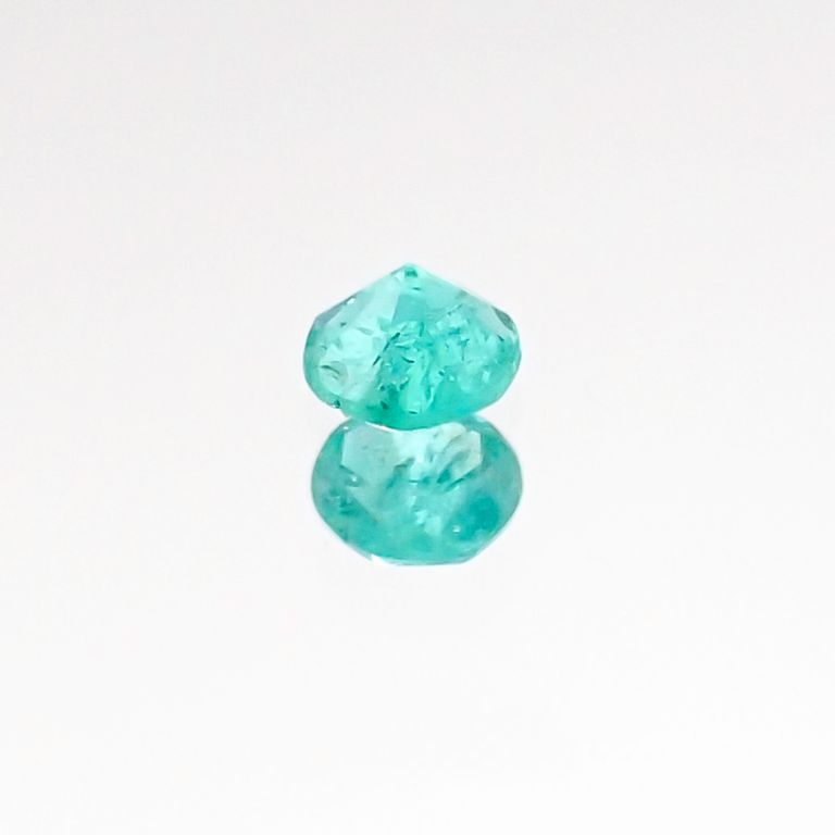パライバトルマリン ブラジル産 ルース 0.05ct[20106432]2.2×2.2mm前後
