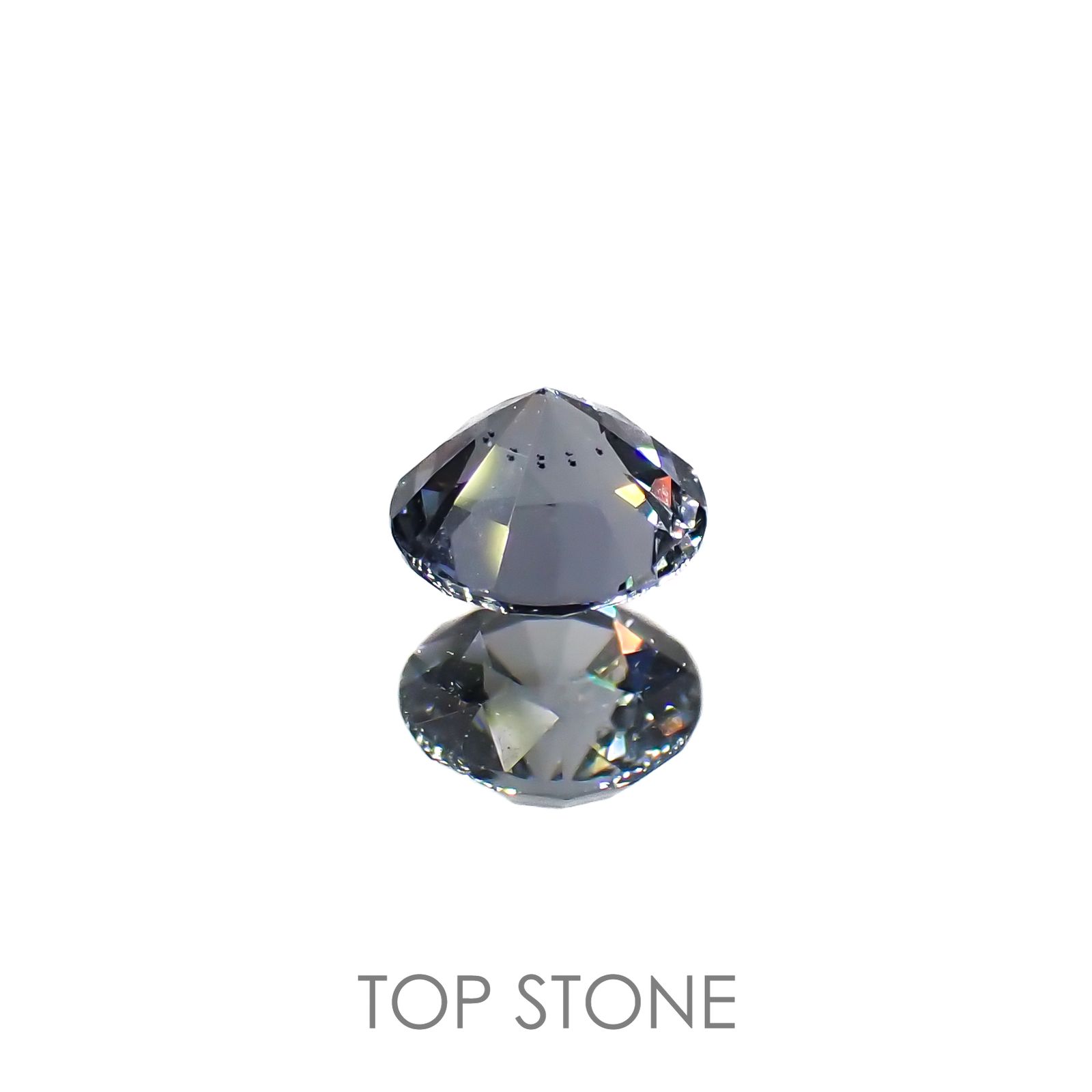 グレースピネル(宝石名スピネル)ビルマ/マダガスカル産 0.74ct 識別済[220716823]5.4x5.5mm前後