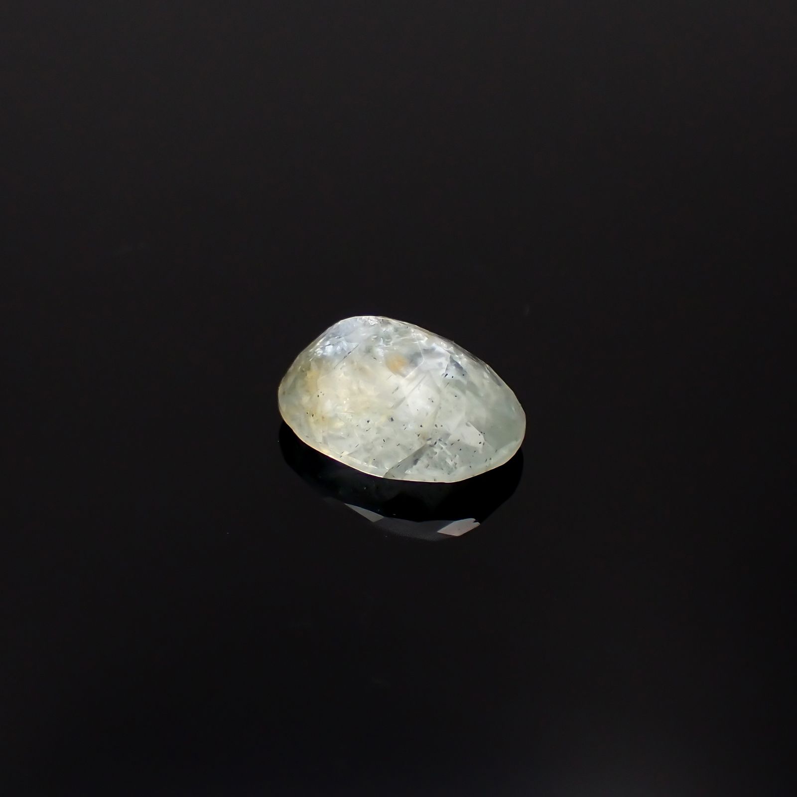 オーロラアクアマリン ブラジル産 6.73ct[231224674]14.3x11.3mm前後