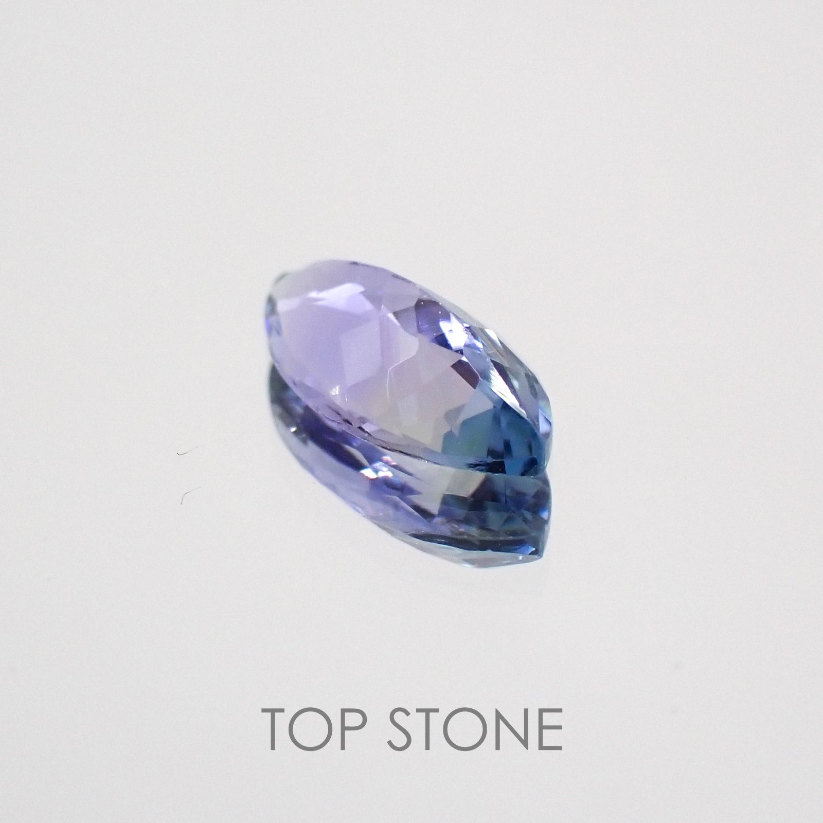 バイカラータンザナイト(宝石名バイカラー・ゾイサイト) タンザニア産 0.73ct 識別済[210410573]9.1×4.6mm前後