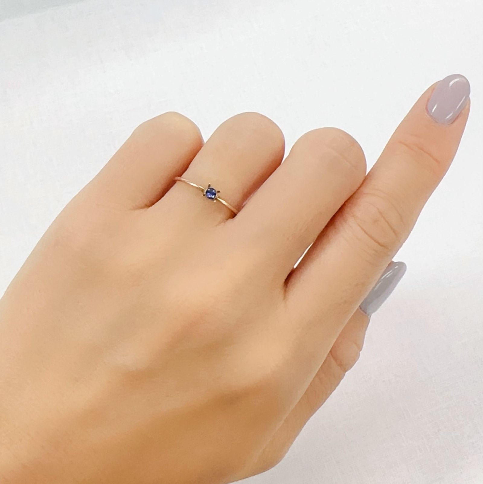 ベニトアイト アメリカ・カリフォルニア州産 0.053ct[230823211]2.2x2.2mm前後