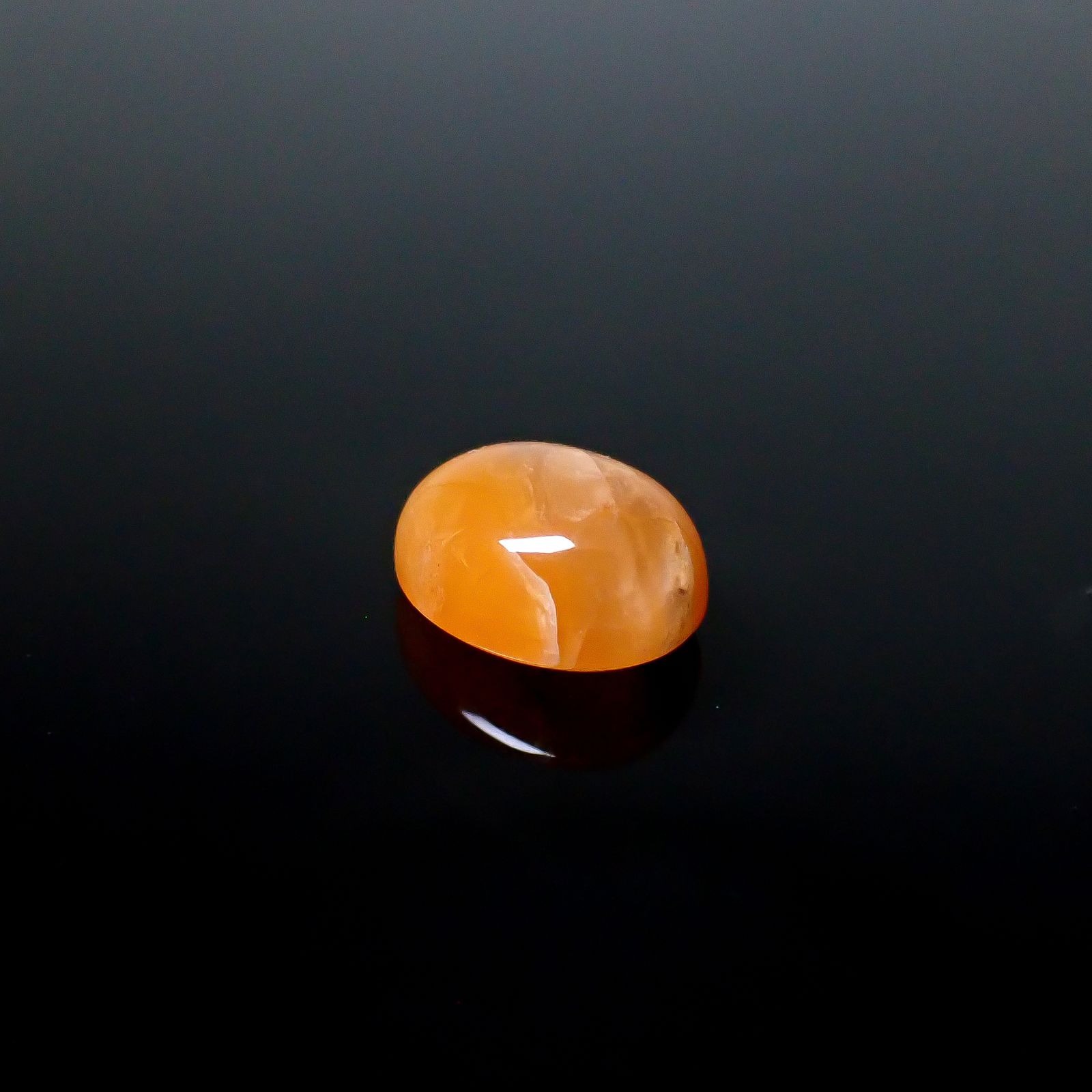 北海道オパール 北海道河東郡鹿追町然別産 2.62ct [250530401]10.4x8mm前後