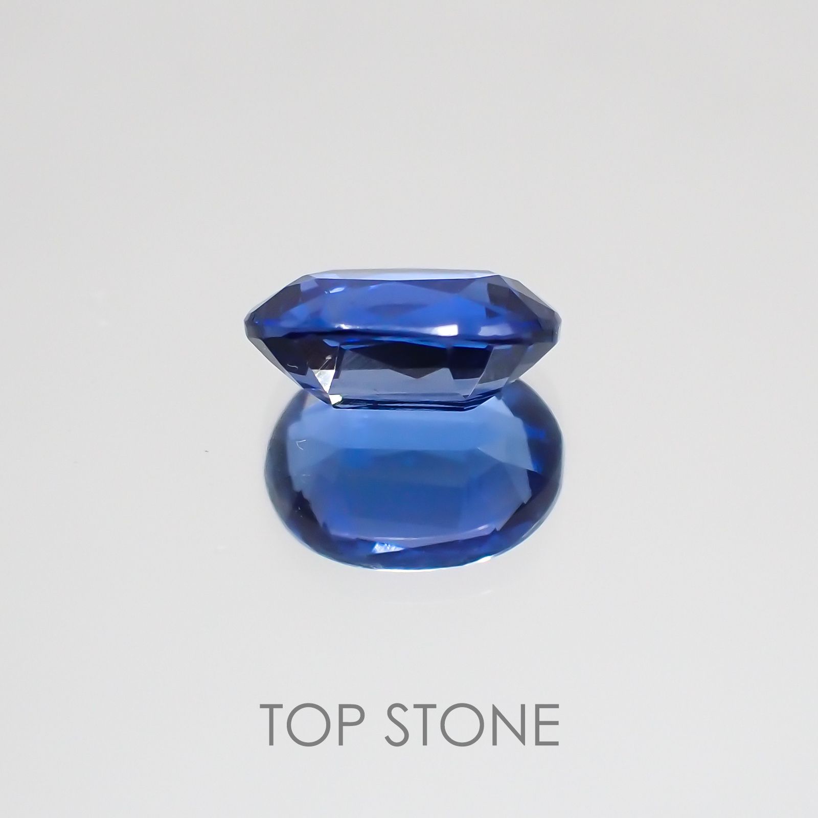 カイヤナイト(宝石名カイヤナイト) ネパール産 1.38ct 識別済[20063056]7.8×5.9mm前後