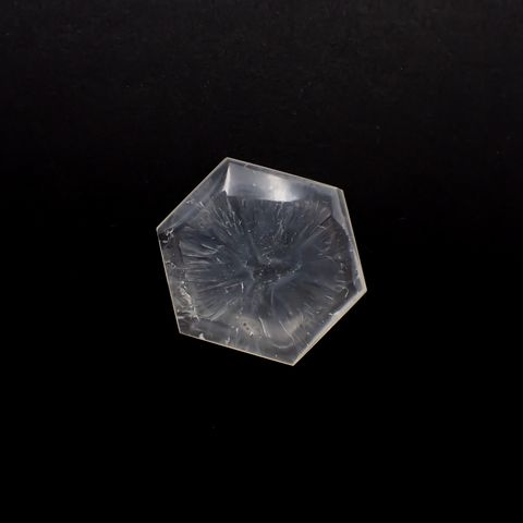トラピッチェクォーツ 偏光板2枚付き コロンビア・ボヤカ産 25.91ct[230823258]23.5x22.2mm前後