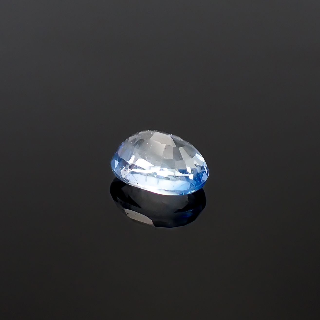 ジェレメジェバイト ナミビア産 0.70ct / 6x4.5mm前後 [260632494]