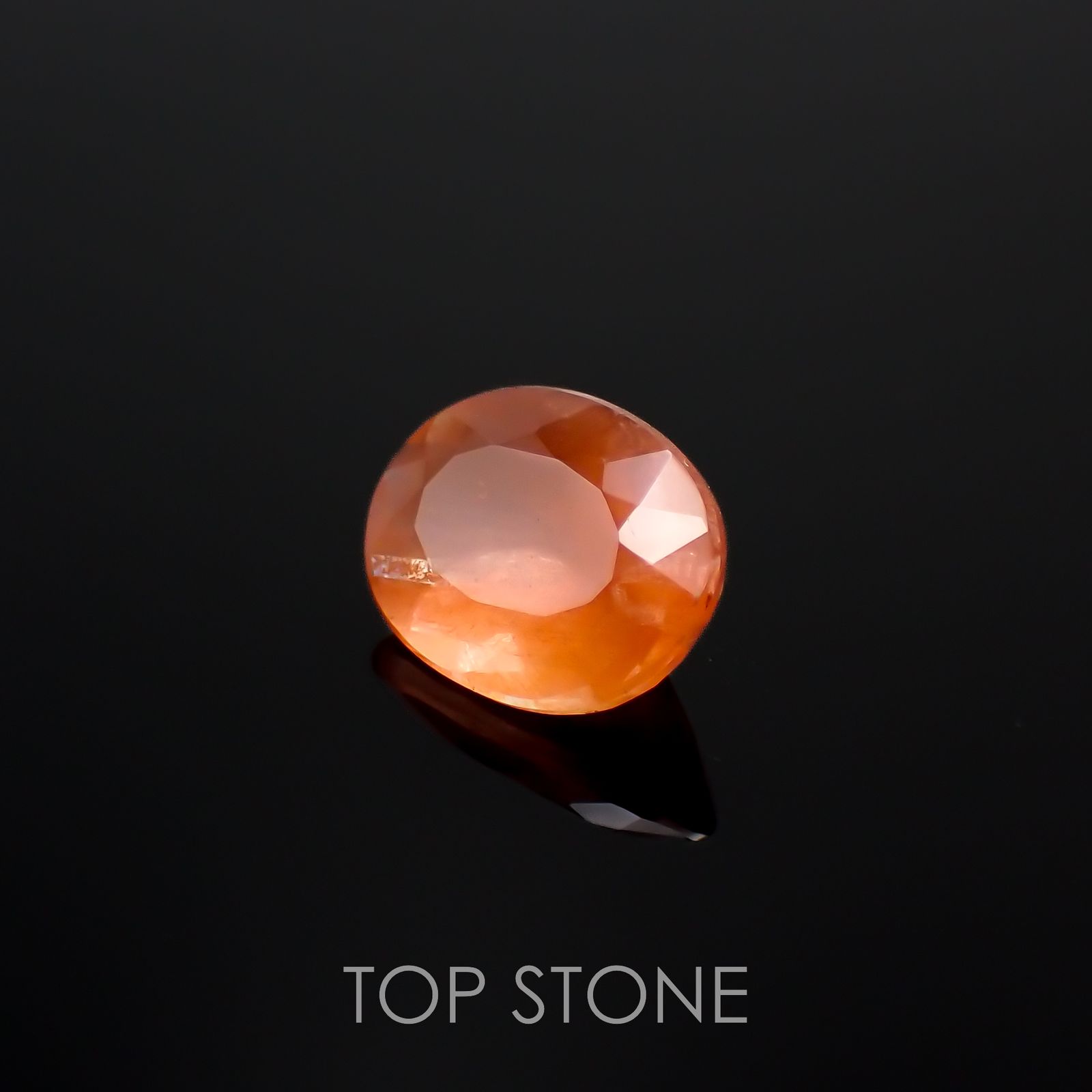 サンストーンスキャポライト(宝石名シーン・スキャポライト)タンザニア産 2.04ct 識別済[221219276]10.1x7.5mm前後