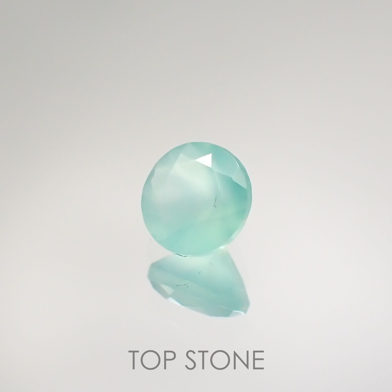 アクアプレーズ(宝石名ブルー グリーン・カルセドニー) 南アフリカ産 0.88ct 識別済[210912344]6.1×6.1mm前後