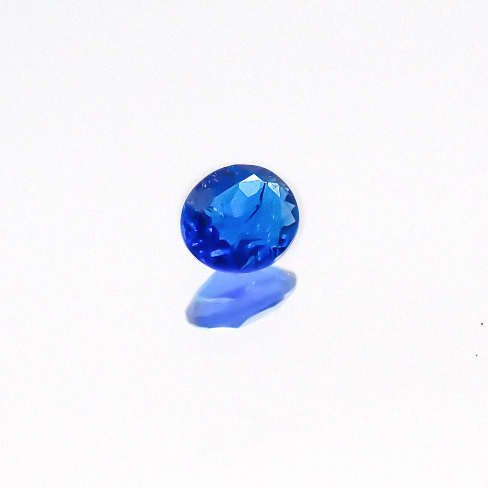 アウイナイト(宝石名アウイナイト) ドイツ産 0.082ct 識別済[20084499]3.2×2.8mm前後