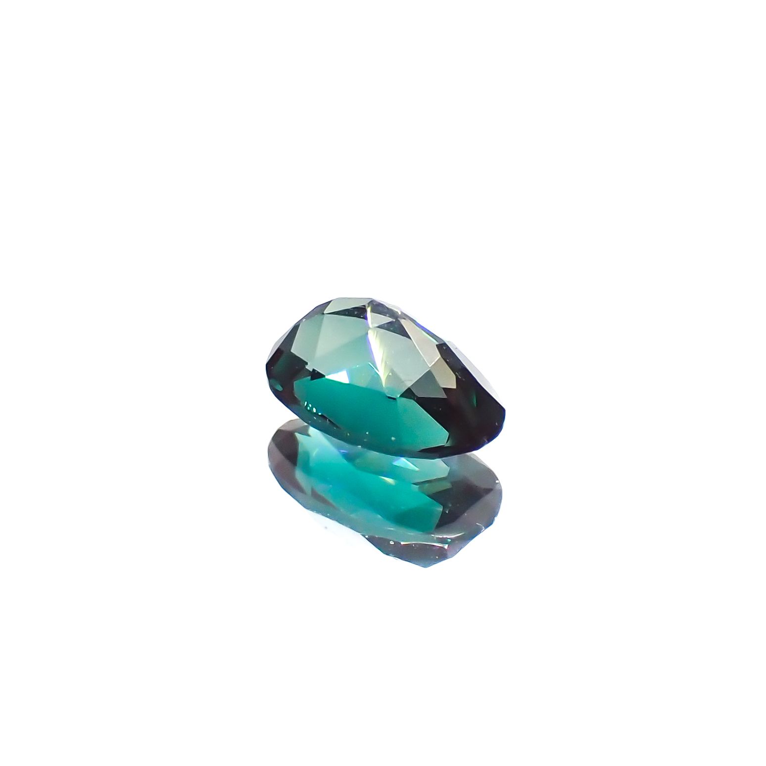 カラーチェンジアンデシン モンゴル産 0.43ct[240226322]6x4mm前後