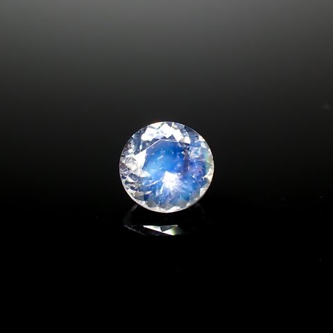 レインボームーンストーン ザンビア産 0.55ct[231224796]5.6x5.6mm前後