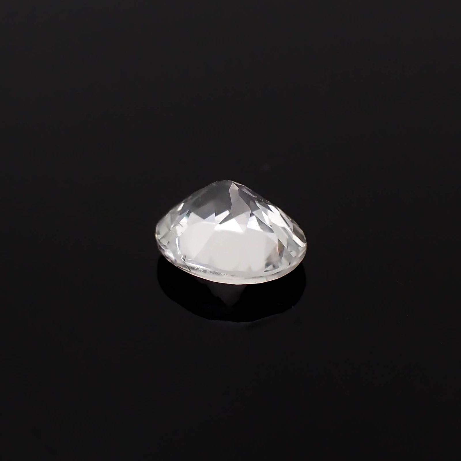 フェナカイト(宝石名フェナカイト)マダガスカル/ブラジル産 0.34ct 識別済[230522026]4.8x4.1mm前後