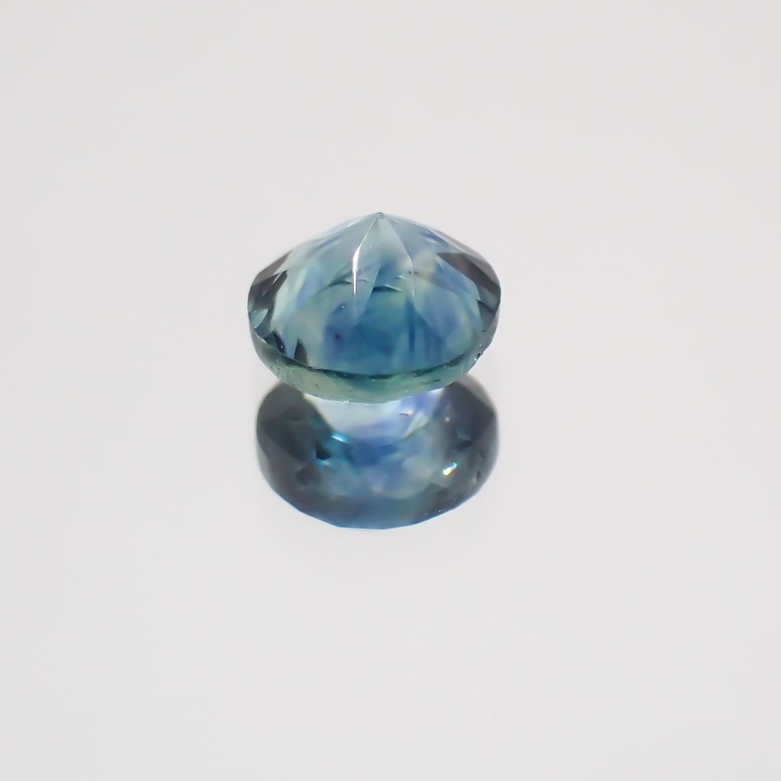 モンタナサファイア アメリカ産 ルース 0.35ct[21039467]4×4mm前後