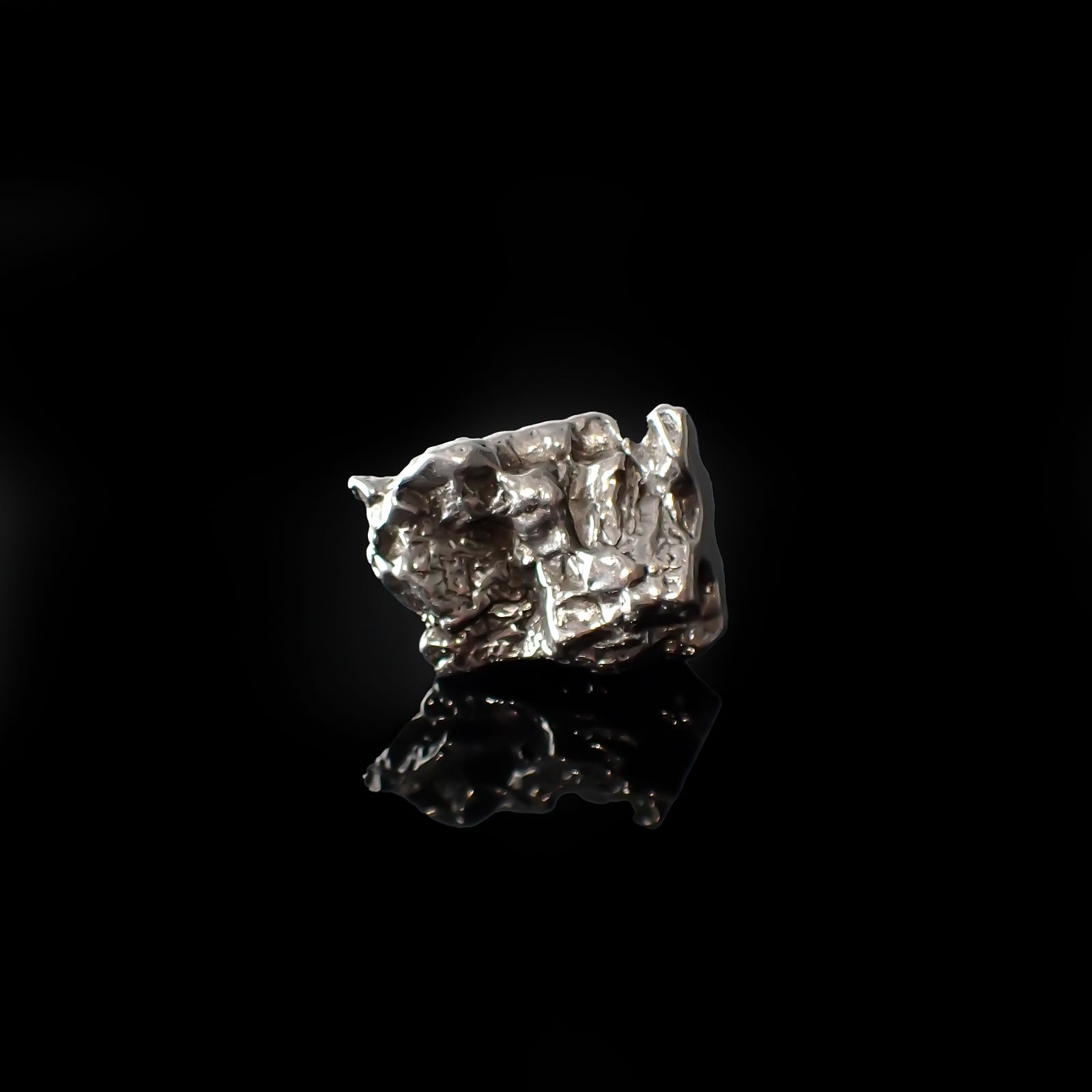 カンポ・デル・シエロ 隕石 原石 発見地：アルゼンチン 93.88ct [240125856]29.5x19mm前後