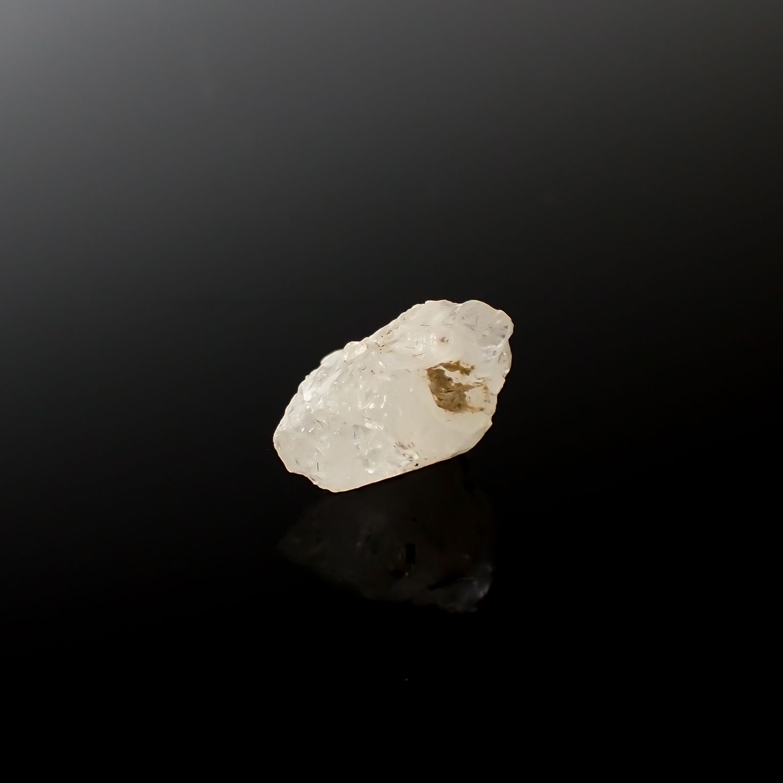 フェナカイト 原石 ウクライナ産 9.81ct[240326818]15.7x12.4mm前後