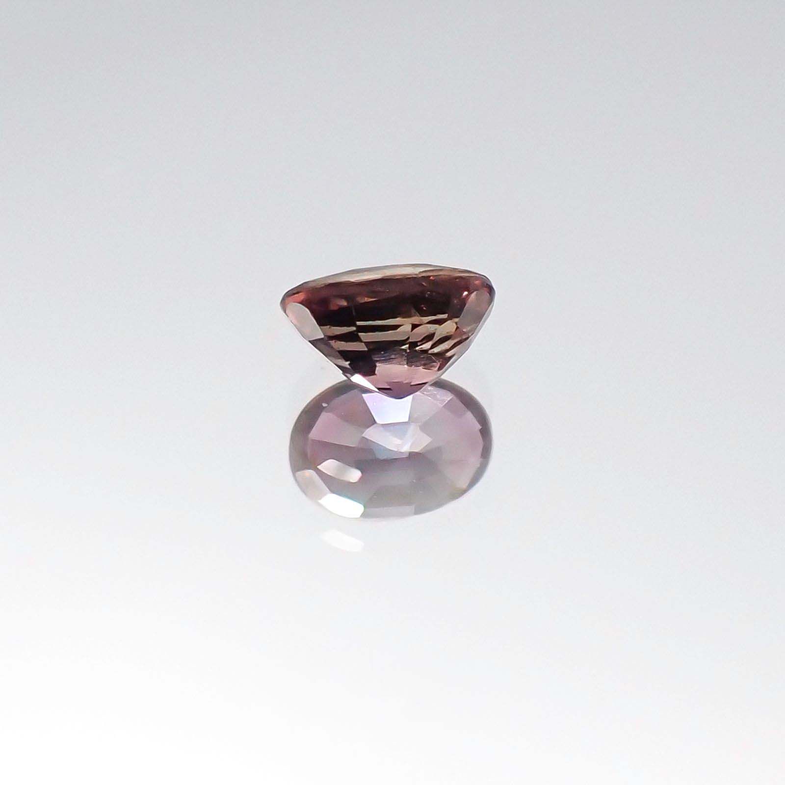 カラーチェンジサファイア 非加熱(宝石名サファイア)タンザニア産 0.44ct 識別済[230622425]4.9x3.5mm前後