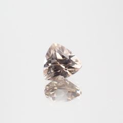 シャンパンカラージルコン スリランカ/カンボジア産 0.78ct[230421648]5.1x5.3mm前後