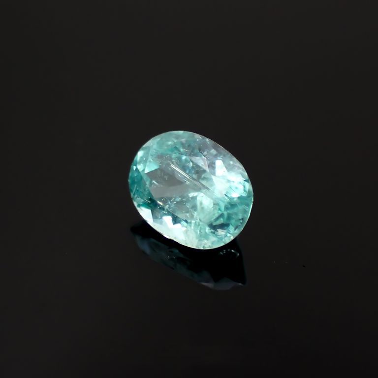 パライバトルマリン(宝石名トルマリン/別名パライバ・トルマリン)ブラジル・キントス鉱山産 0.642ct ソ付(宝貴協)[221018738]6.1x4.7mm前後