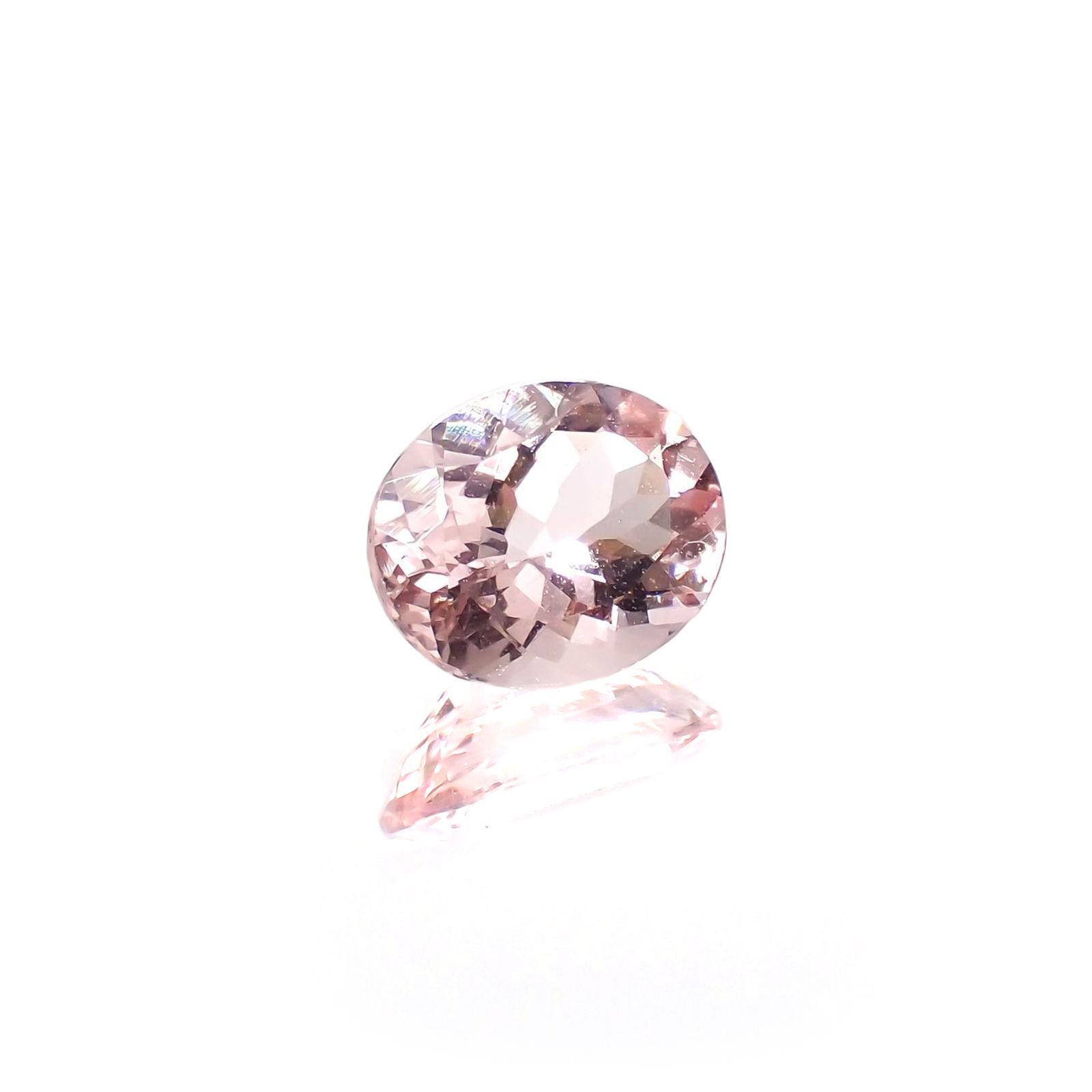モルガナイト ブラジル/モザンビーク産 2.18ct / 10.1x8.1mm前後 [231224876]