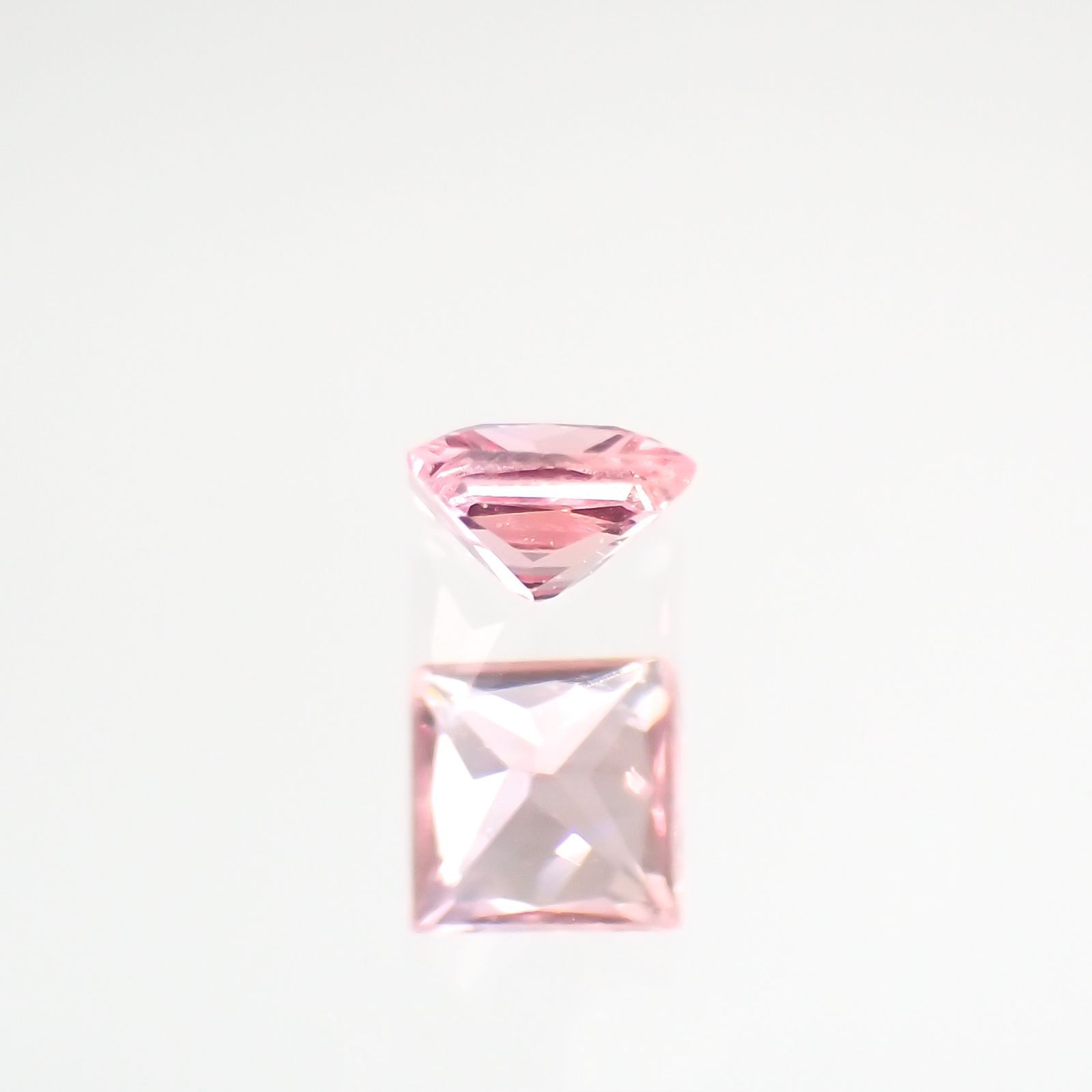 ◇プリンセスカット◇パパラチャサファイア ソーティング付き スリランカ産 ルース 0.08ct[210812609]2.4×2.3mm前後