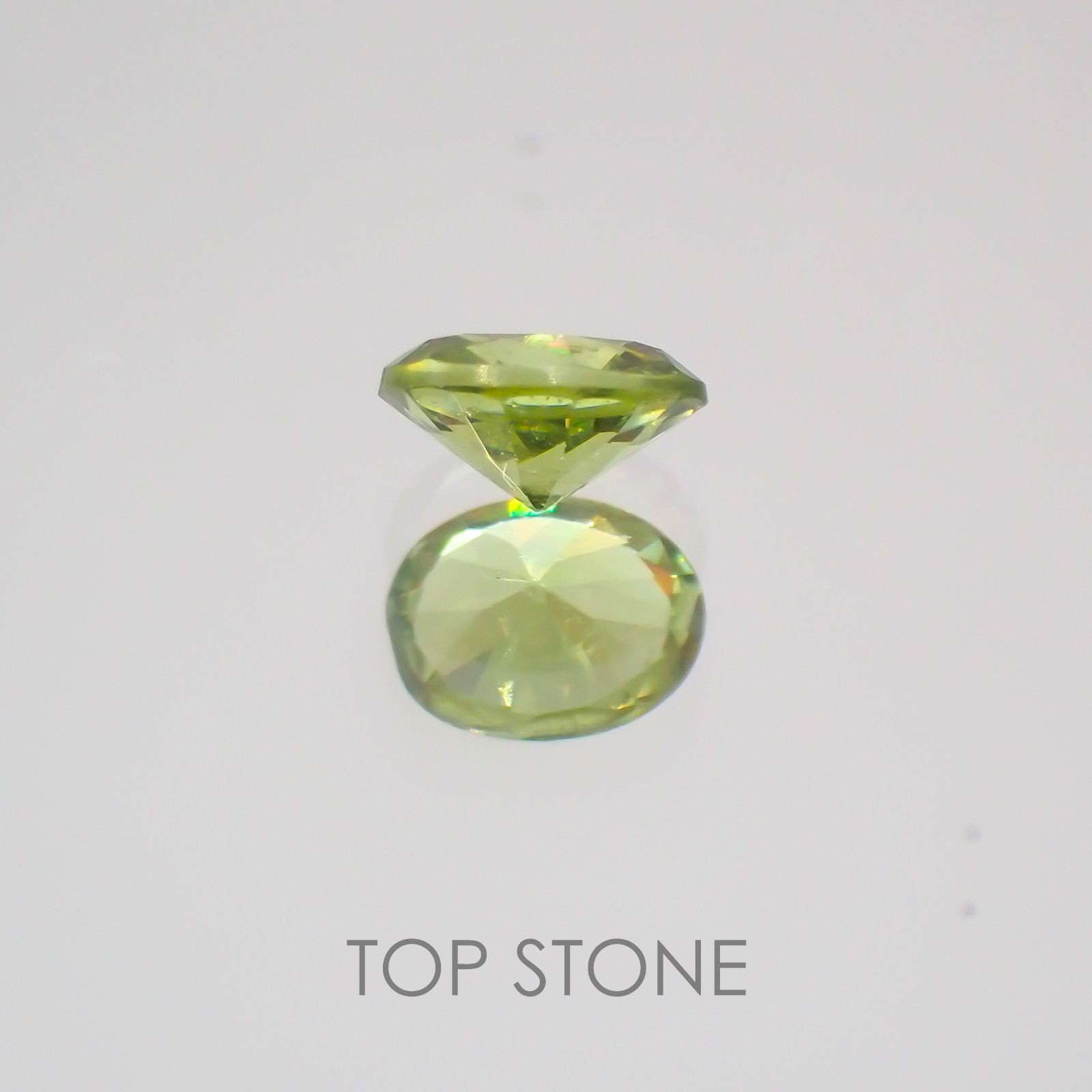 デマントイドガーネット(宝石名デマントイド・ガーネット) ナミビア産 0.18ct 識別済[21059886]3.9×3.1mm前後