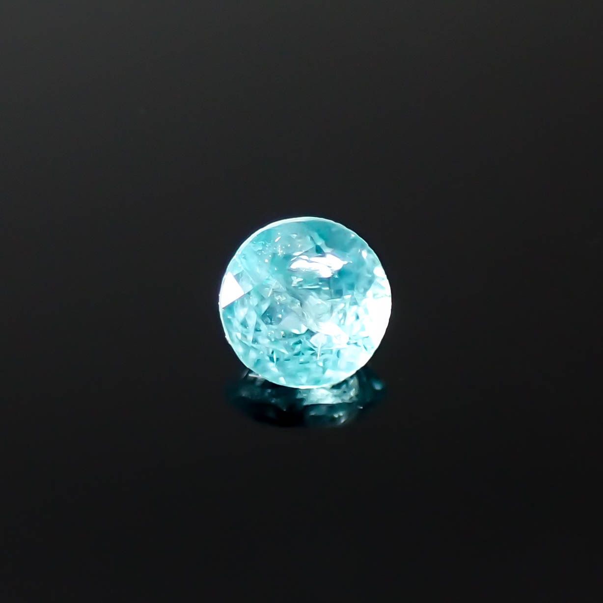 パライバトルマリン ブラジル産 0.066ct[240125602]2.6x2.5mm前後