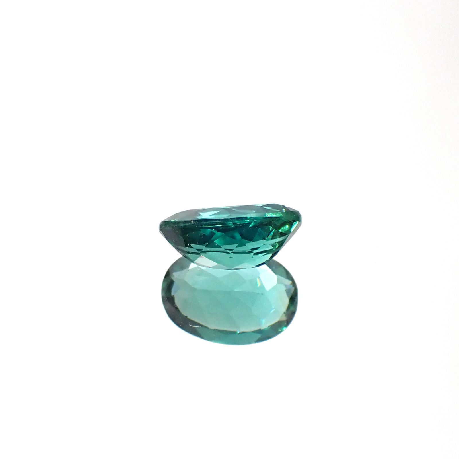 ブルーグリーントルマリン ブラジル産 0.72ct[230923527]7x4.9mm前後