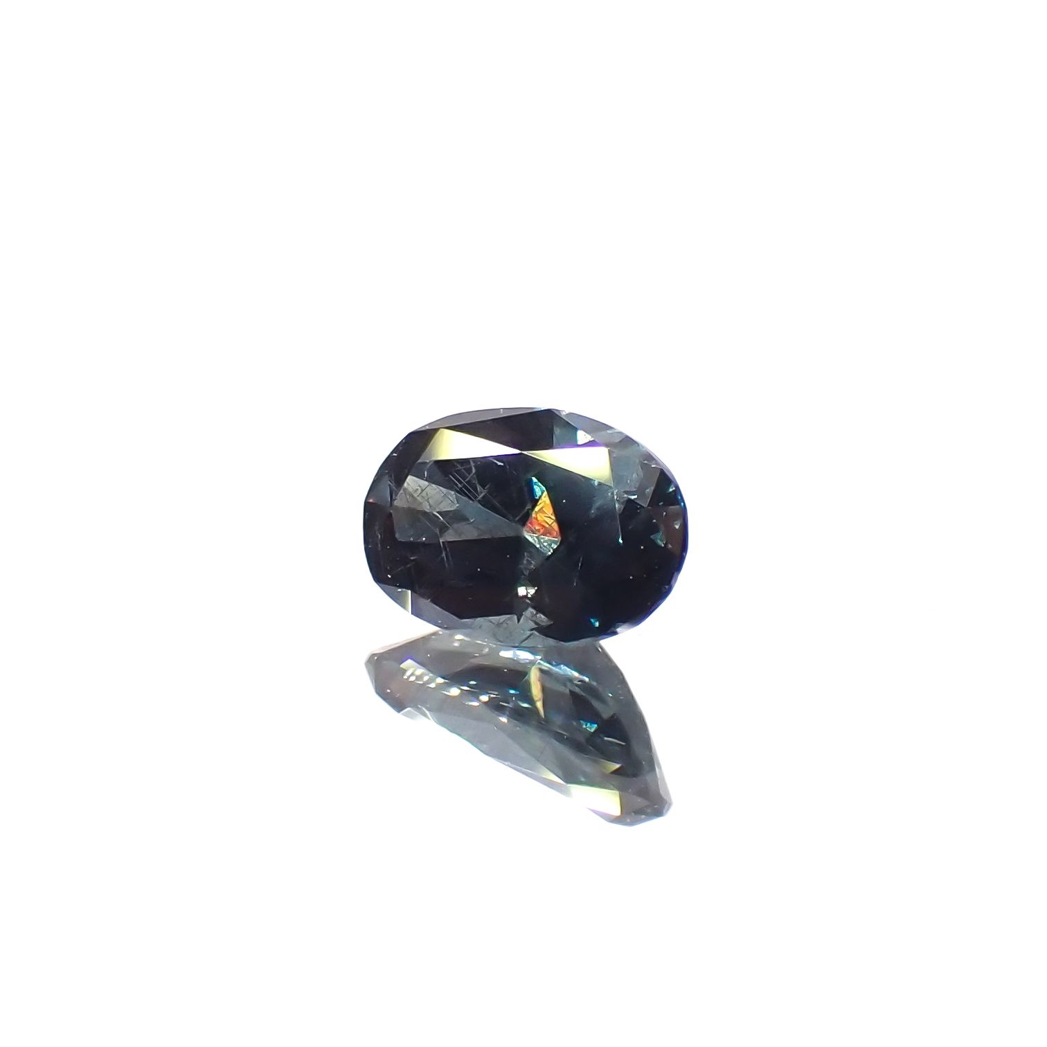 ベキリーブルーガーネット（カラーチェンジガーネット アレキタイプ） マダガスカル・ベキリー産 0.54ct[240125485]5.8x3.9mm前後