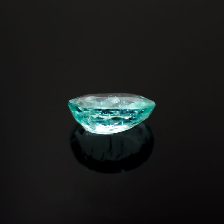 パライバトルマリン(宝石名トルマリン/別名パライバ・トルマリン)ブラジル・パライバ州バターリャ鉱山産 0.25ct 識別済[221018836]4.7x3.6mm前後