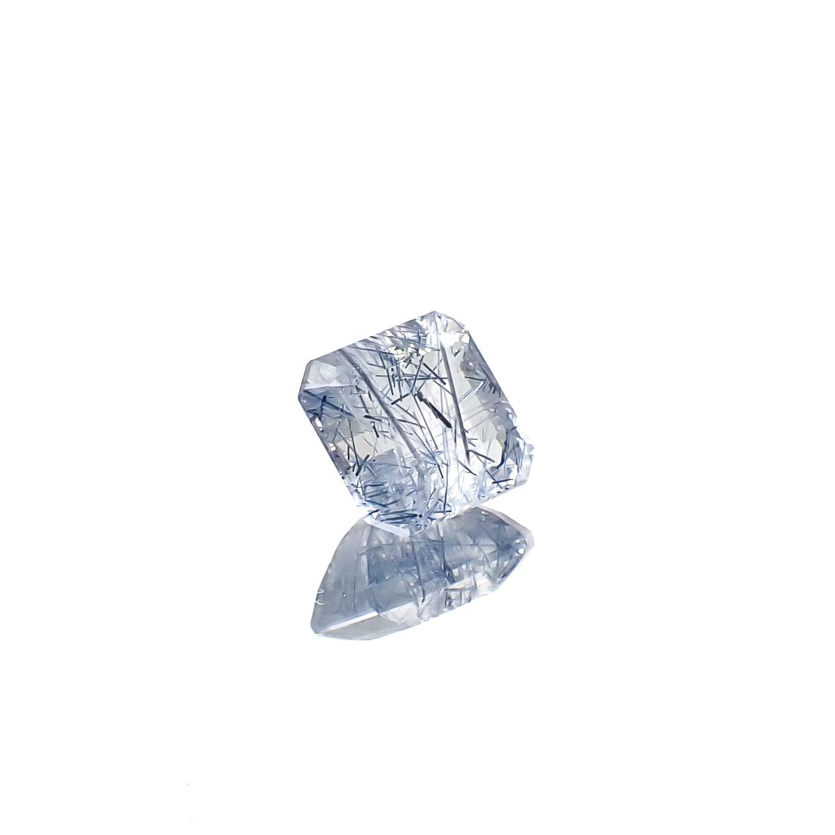 インディゴライトインクォーツ ブラジル産 3.30ct [241229598]9x8.8mm前後