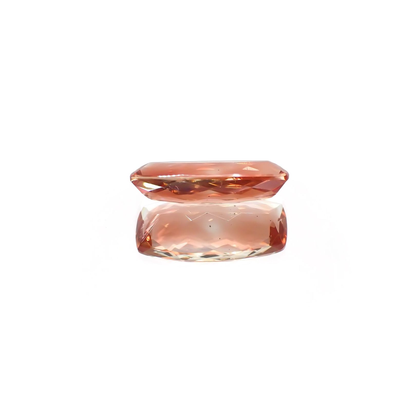 オレゴンサンストーン(宝石名ラブラドライト・サンストーン)アメリカ・オレゴン州産 ソ付(彩珠) 4.416ct / 16.4x8.3mm前後 [230622268]
