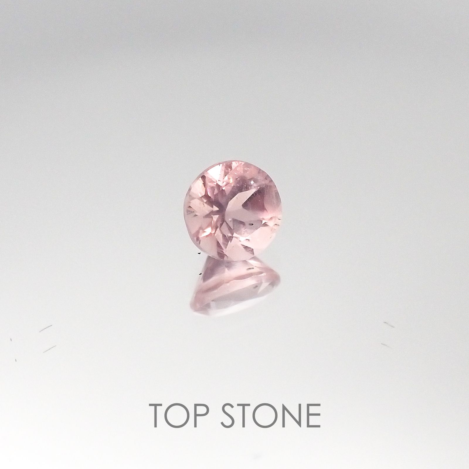 ディープローズクォーツ モザンビーク産 ルース 0.28ct[20095382]4.1×4.1mm前後