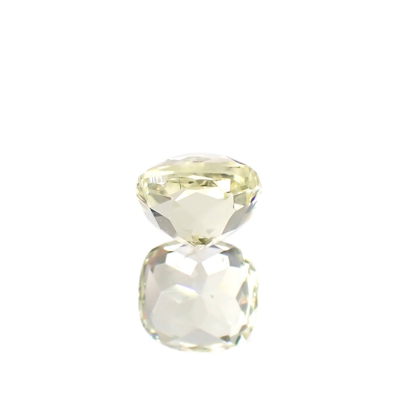 イエローアパタイト メキシコ産 0.58ct [241129472]4.8x4.5mm前後