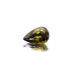 カラーチェンジスフェーン(宝石名スフェーン) パキスタン産 識別済 1.28ct / 9.1x5.9mm前後 [21059445]