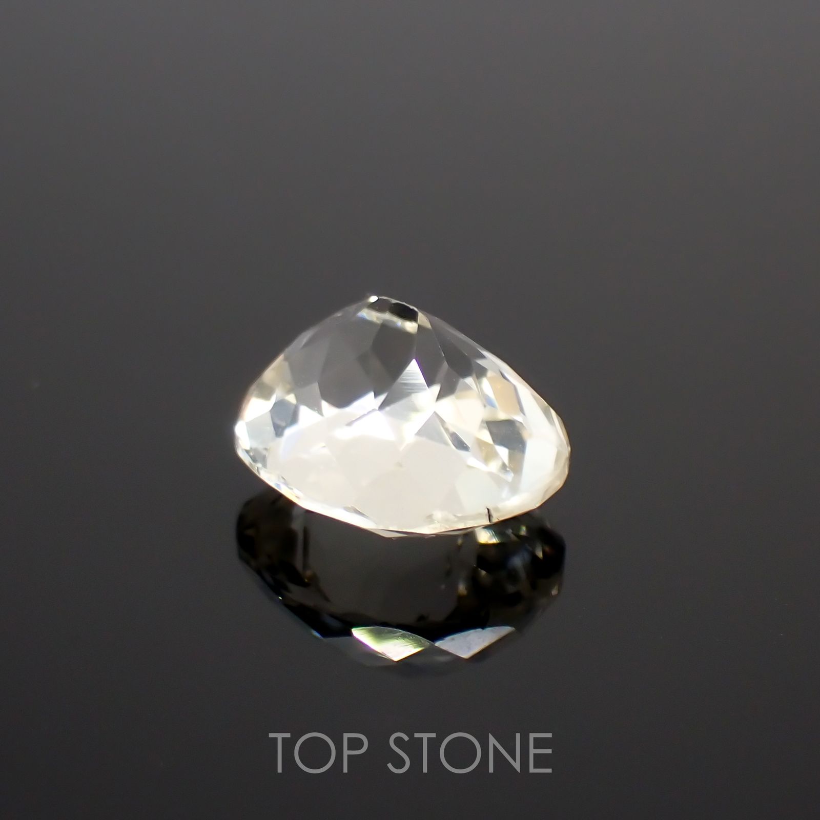 イエロースポジュミン(宝石名スポジュミン)アフガニスタン産 5.46ct 識別済[211113706]11.5x9.8mm前後